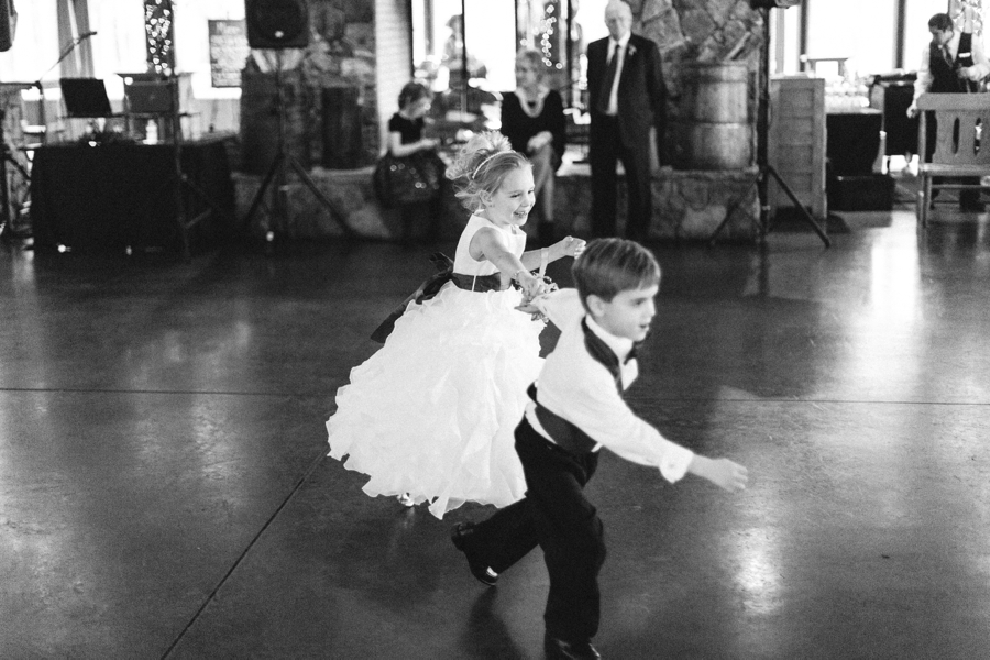 How to include kids in your wedding