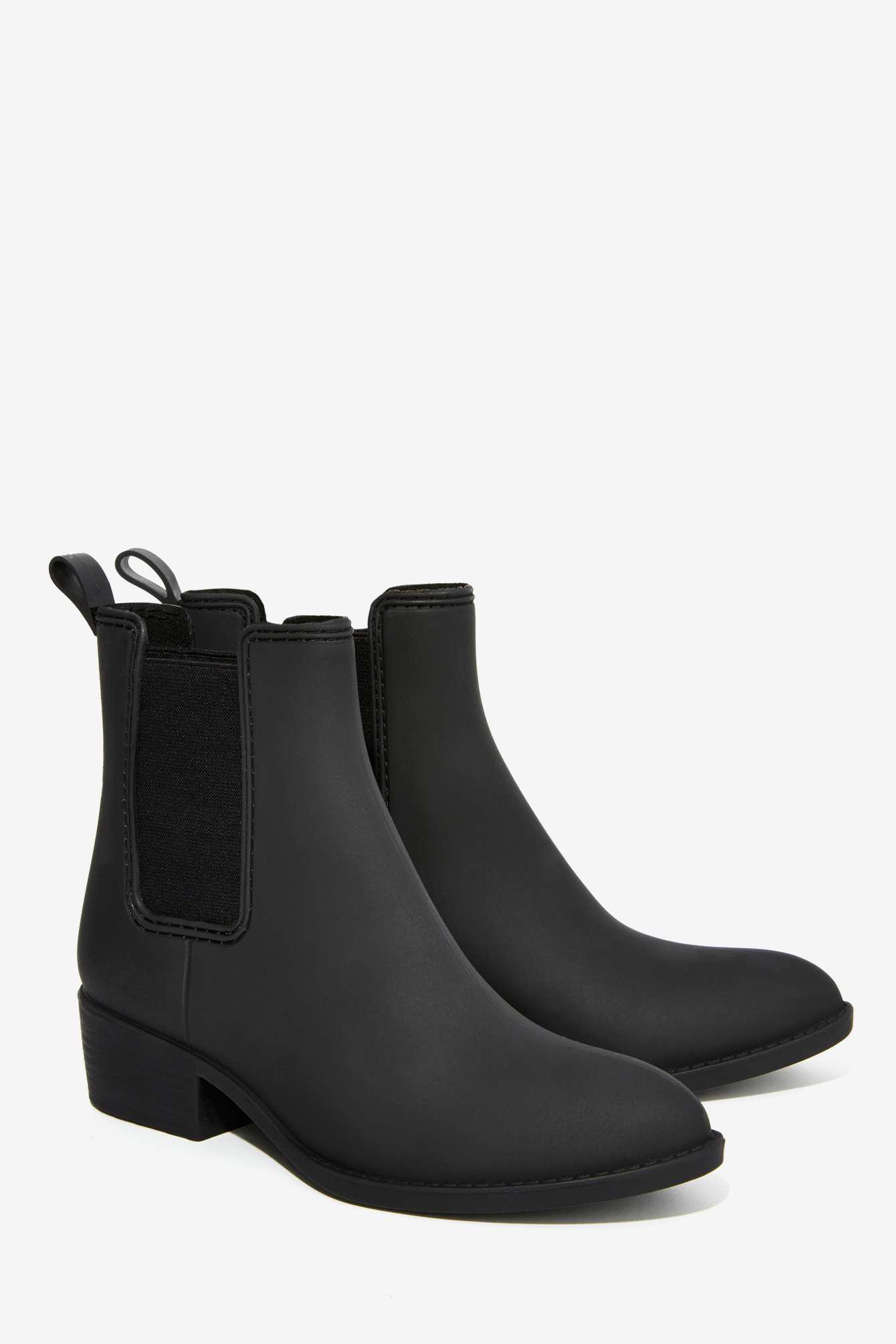 Friday Faves: Rain Boots - Perfete