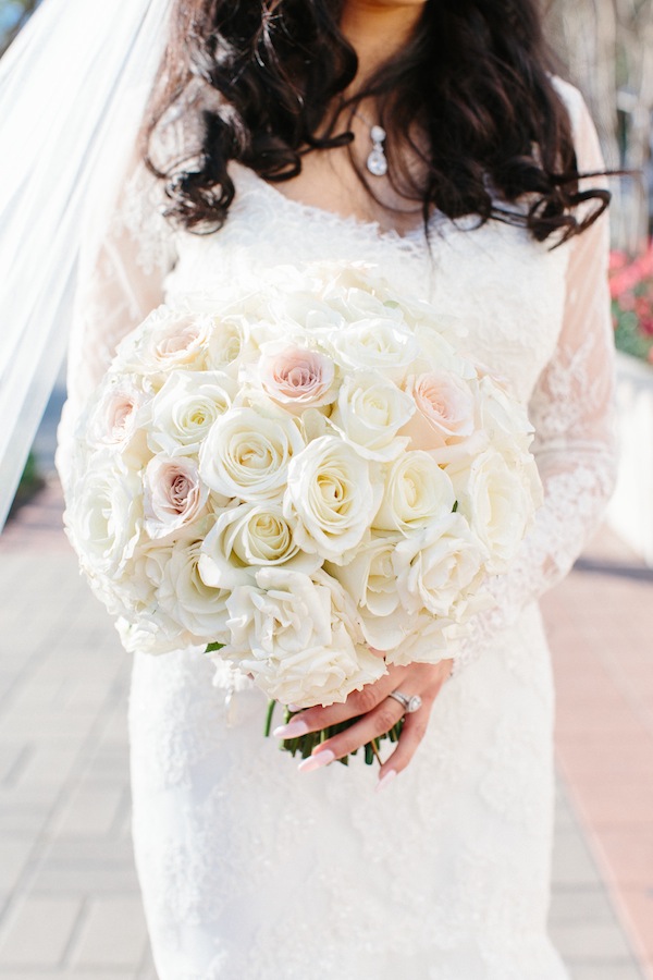  white and blush wedding bouquet 