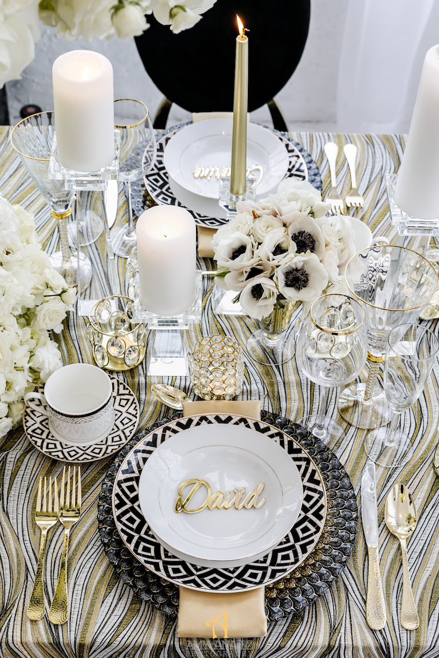 Black and Gold Luxury Wedding Decor by Elle’s Couture Events - Perfete
