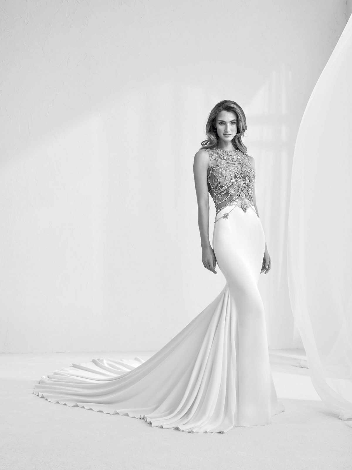Fall in love with the Pronovias 2018 Bridal Preview Collection - Perfete