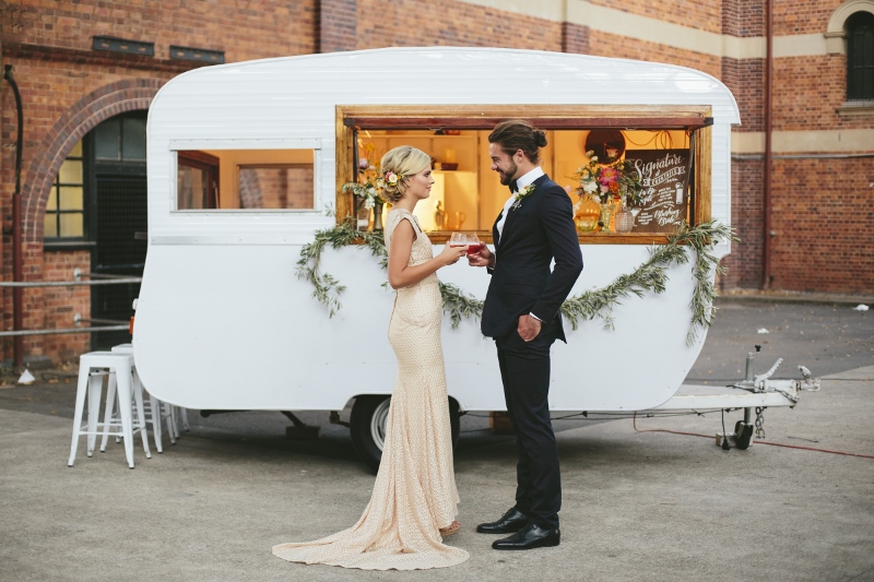 chic vintage trailer mobile bar and elegant wedding reception
